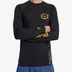 RVCA Island Hex Long Sleeve Rashguard Men's Apparel 24 RVCA Island Hex Long Sleeve Rashguard Men's Apparel