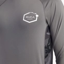 RVCA Island Hex Long Sleeve Rashguard Men's Apparel 33 RVCA Island Hex Long Sleeve Rashguard Men's Apparel