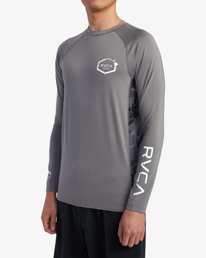 RVCA Island Hex Long Sleeve Rashguard Men's Apparel 17 RVCA Island Hex Long Sleeve Rashguard Men's Apparel