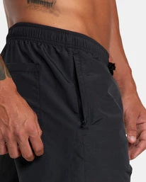 RVCA Outsider Basecamp Elastic Walkshorts 16" 10 RVCA Outsider Basecamp Elastic Walkshorts 16"