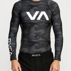 RVCA VA Rashguard 11 RVCA VA Rashguard