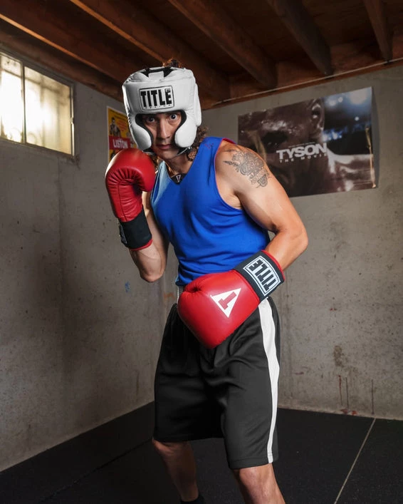 TITLE Masters USA Boxing Competition Gloves - Elastic 6 TITLE Masters USA Boxing Competition Gloves - Elastic