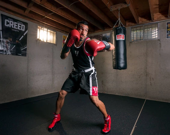 TITLE Masters USA Boxing Competition Gloves - Elastic 7 TITLE Masters USA Boxing Competition Gloves - Elastic