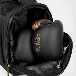 Venum Stripes Sports Bag