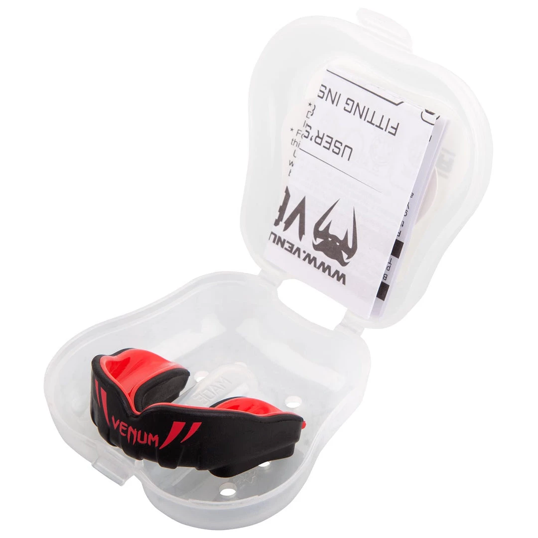 Venum Challenger Kids Mouthguard 12 Venum Challenger Kids Mouthguard